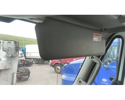 INTERNATIONAL 8600 INTERIOR SUN VISOR