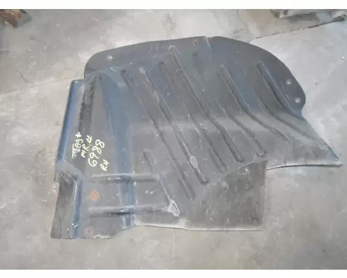 INTERNATIONAL 8600 Inner Fender Liner