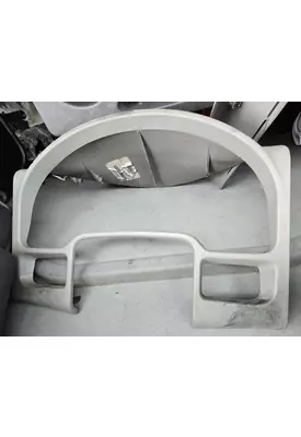 INTERNATIONAL 8600 Instrument Cluster Bezel