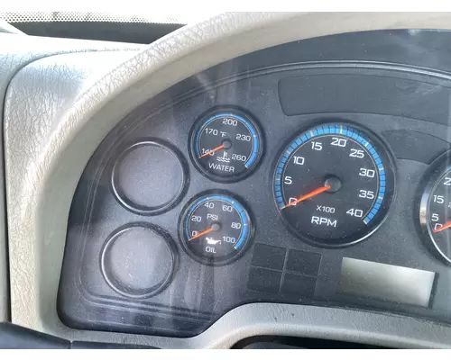 INTERNATIONAL 8600 Instrument Cluster