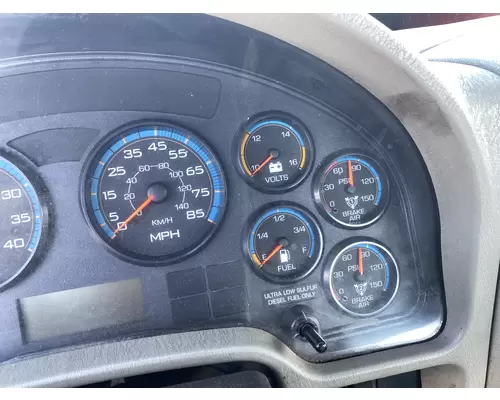 INTERNATIONAL 8600 Instrument Cluster