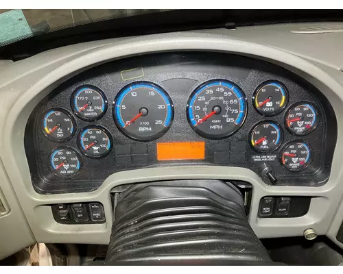 INTERNATIONAL 8600 Instrument Cluster