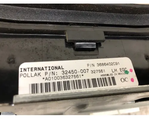 INTERNATIONAL 8600 Instrument Cluster