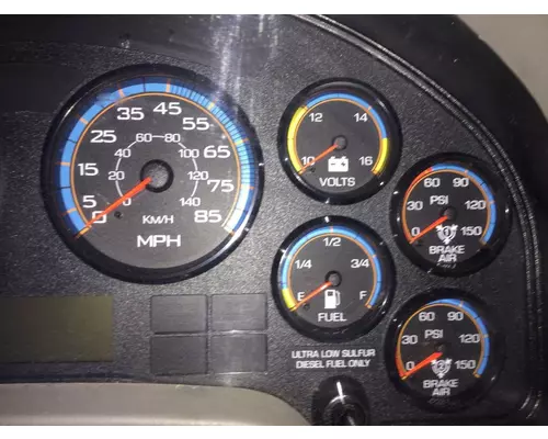 INTERNATIONAL 8600 Instrument Cluster