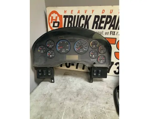 INTERNATIONAL 8600 Instrument Cluster