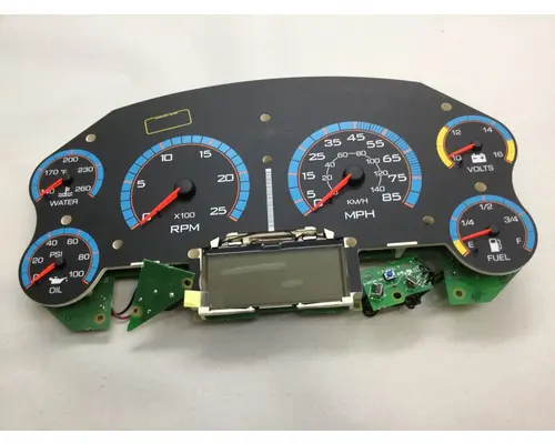 INTERNATIONAL 8600 Instrument Cluster