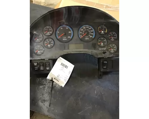 INTERNATIONAL 8600 Instrument Cluster