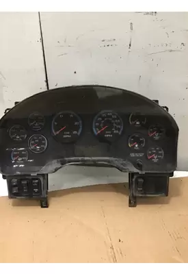 INTERNATIONAL 8600 Instrument Cluster