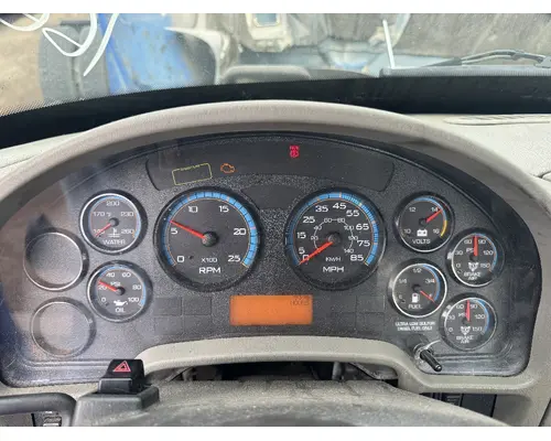 INTERNATIONAL 8600 Instrument Cluster