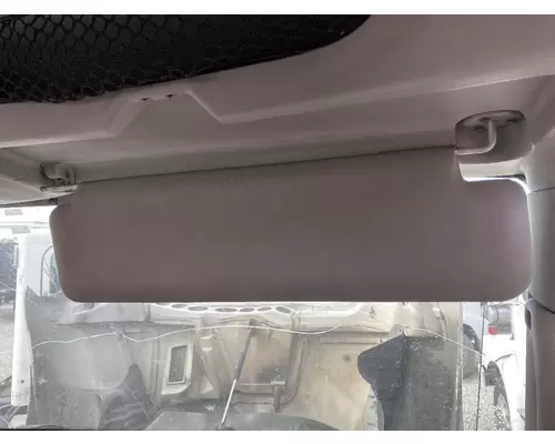 INTERNATIONAL 8600 Interior Sun Visor