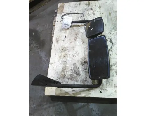 INTERNATIONAL 8600 MIRROR ASSEMBLY CABDOOR