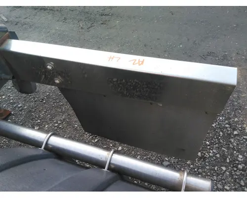 INTERNATIONAL 8600 MUD FLAP HANGER