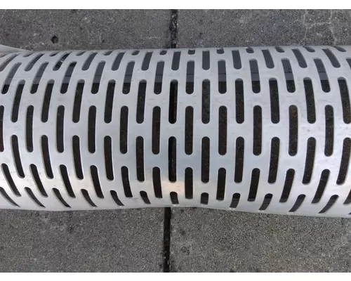 INTERNATIONAL 8600 MUFFLER SHIELD