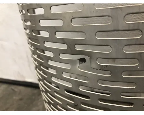 INTERNATIONAL 8600 Muffler Shield