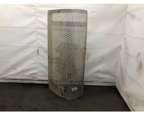 INTERNATIONAL 8600 Muffler Shield