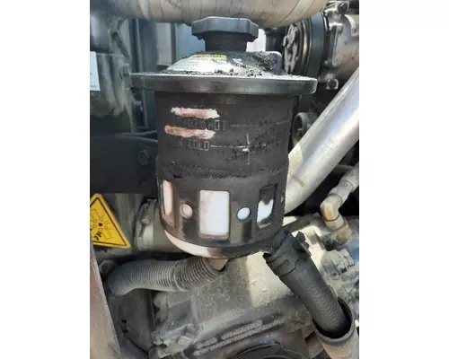 INTERNATIONAL 8600 POWER STEERING RESERVOIR