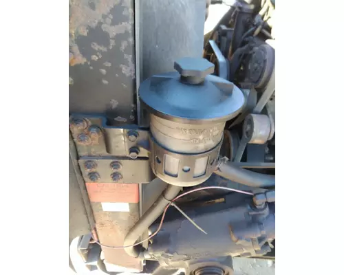 INTERNATIONAL 8600 POWER STEERING RESERVOIR