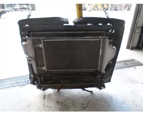 INTERNATIONAL 8600 RADIATOR ASSEMBLY