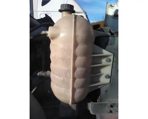 INTERNATIONAL 8600 RADIATOR OVERFLOW TANK