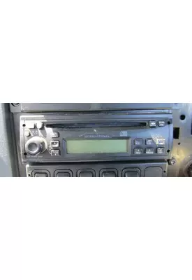 INTERNATIONAL 8600 RADIO AM/FM/CD