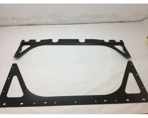 INTERNATIONAL 8600 Radiator Core Support