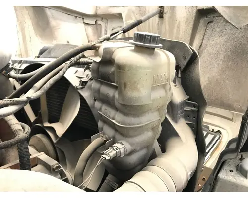 INTERNATIONAL 8600 Radiator Overflow Bottle  Surge Tank