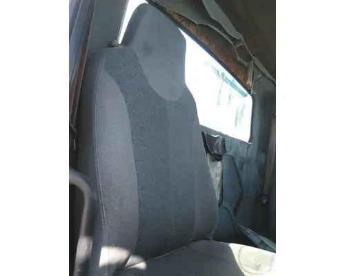 INTERNATIONAL 8600 SEAT, FRONT