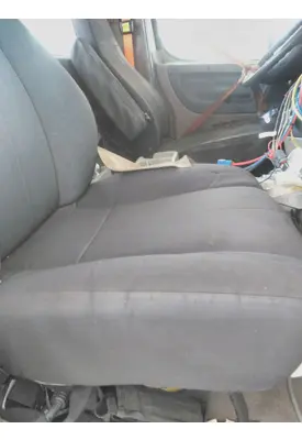 INTERNATIONAL 8600 SEAT, FRONT