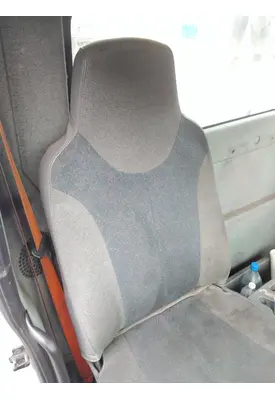 INTERNATIONAL 8600 SEAT, FRONT