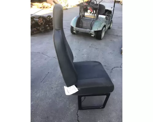 INTERNATIONAL 8600 SEAT, FRONT