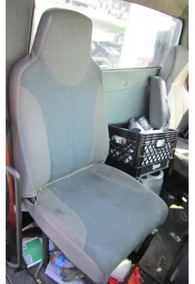 INTERNATIONAL 8600 SEAT, FRONT