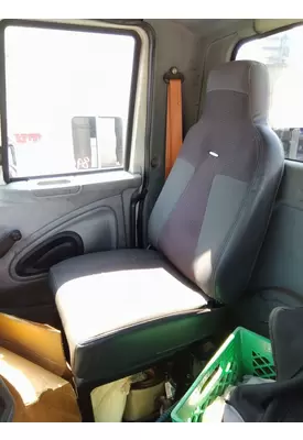 INTERNATIONAL 8600 SEAT, FRONT