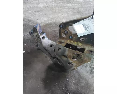 INTERNATIONAL 8600 SPRING HANGER