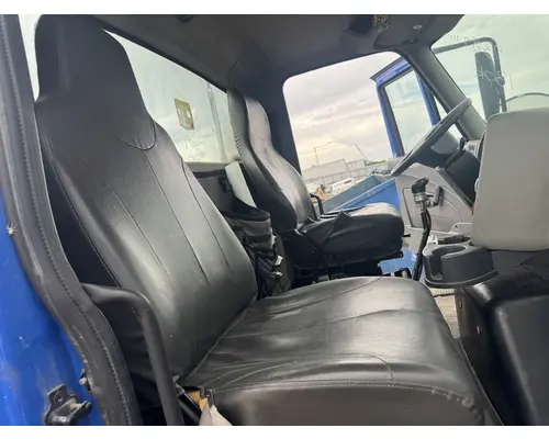 INTERNATIONAL 8600 Seat, Front