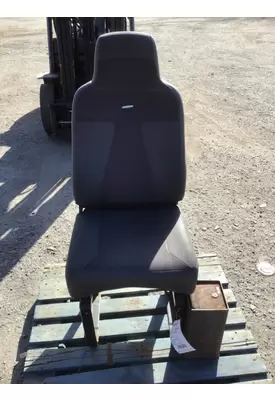 INTERNATIONAL 8600 Seat