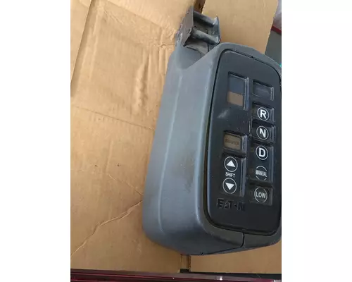 INTERNATIONAL 8600 Shifter