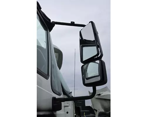 INTERNATIONAL 8600 Side View Mirror