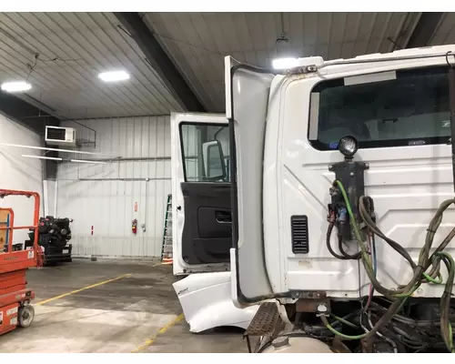 INTERNATIONAL 8600 Sleeper Fairing