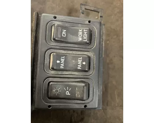 INTERNATIONAL 8600 Speedometer Head Cluster