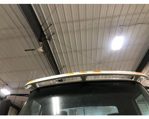 INTERNATIONAL 8600 Sun Visor (Exterior)