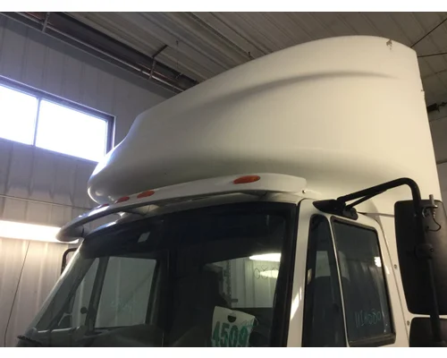INTERNATIONAL 8600 Sun Visor (Exterior)