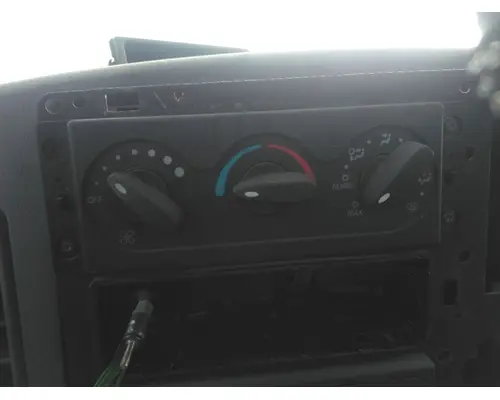 INTERNATIONAL 8600 TEMPERATURE CONTROL