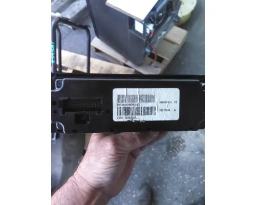 INTERNATIONAL 8600 TEMPERATURE CONTROL