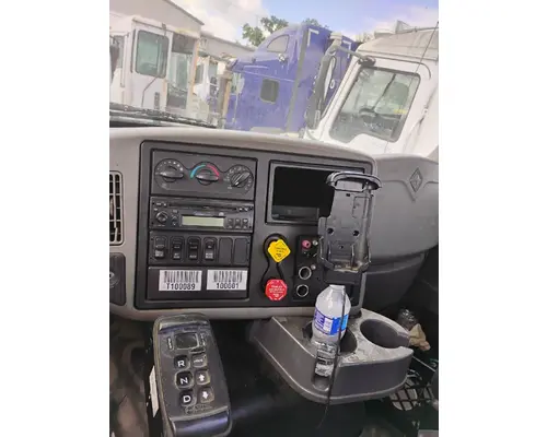 INTERNATIONAL 8600 Truck for parts