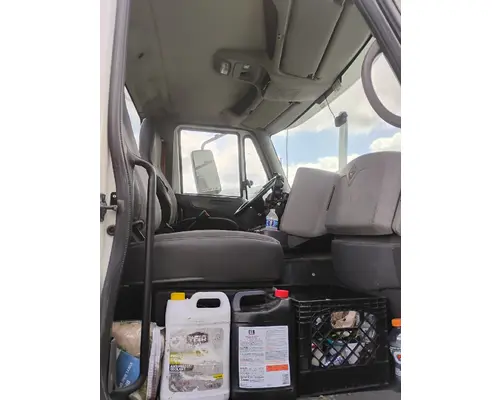 INTERNATIONAL 8600 Truck for parts
