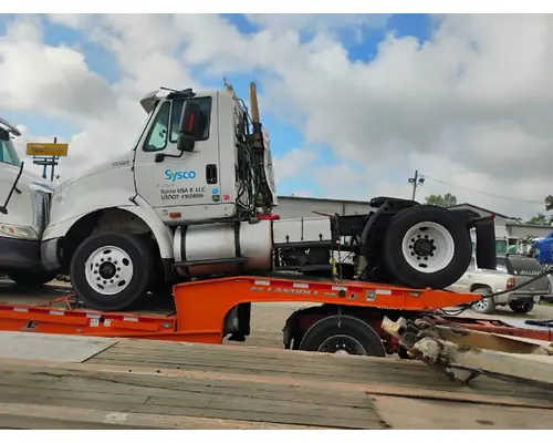 INTERNATIONAL 8600 Truck for parts