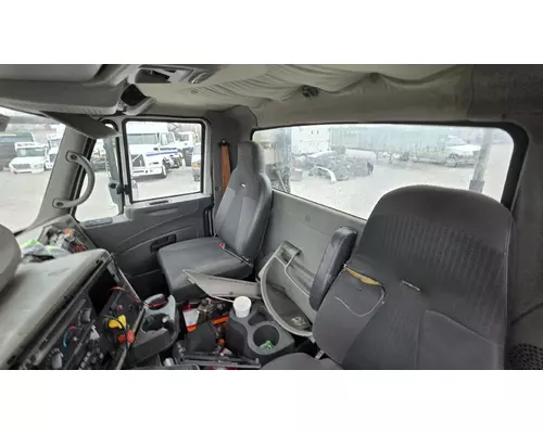 INTERNATIONAL 8600 Vehicle For Sale
