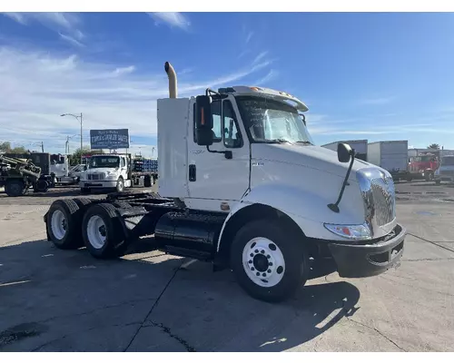 INTERNATIONAL 8600 Vehicle For Sale