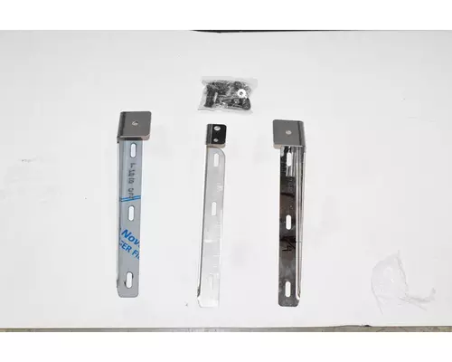 INTERNATIONAL 9000 Sun Visor (External)