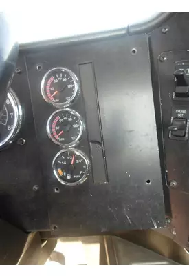 INTERNATIONAL 9100 / 9200 / 9400 Instrument Cluster